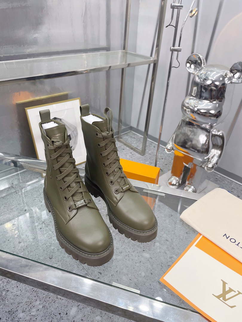 Louis Vuitton Women Shoes 1AAJ4M Territory Flat Rangers 2022 Collection