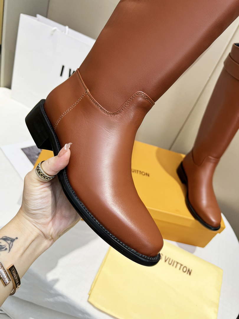 Louis Vuitton Women's Shoes 1AABES Westside Flat High Boots 2022 Collection 002