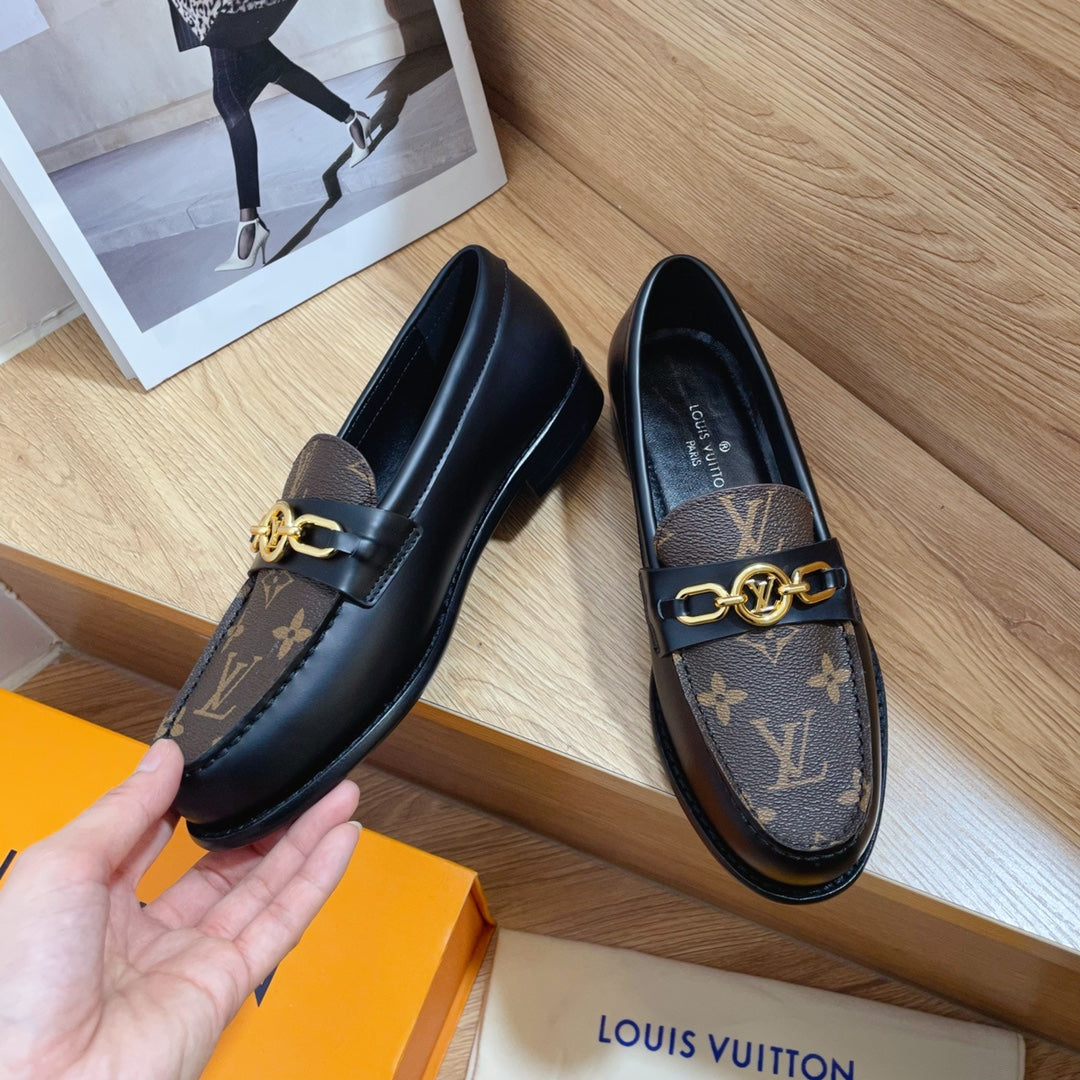 Louis Vuitton - Women's Shoes 1AACXY Chess Flat Loafers 184002