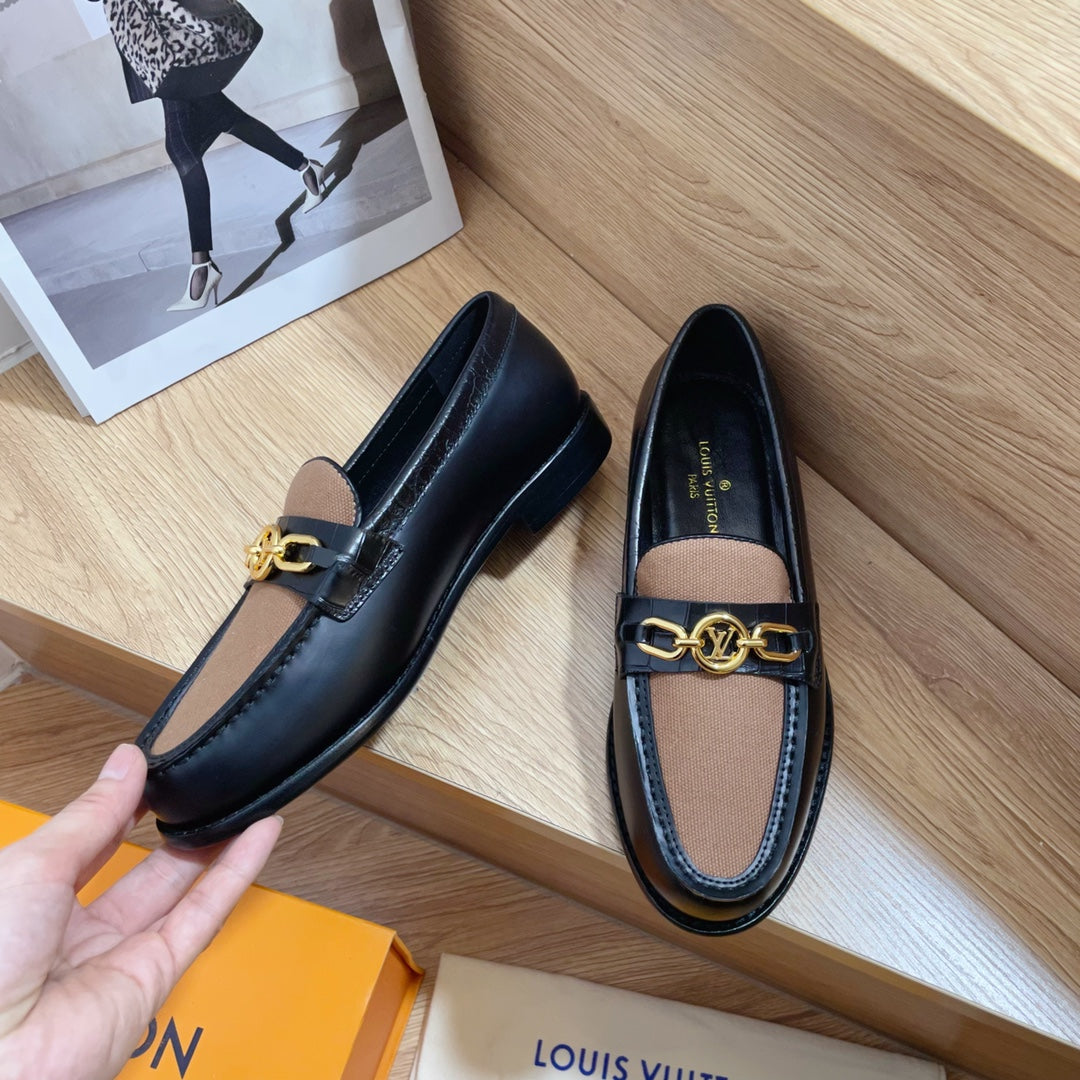 Louis Vuitton Women's Shoes 1AACXY Chess Flat Loafers 184003 - 35 - View 5