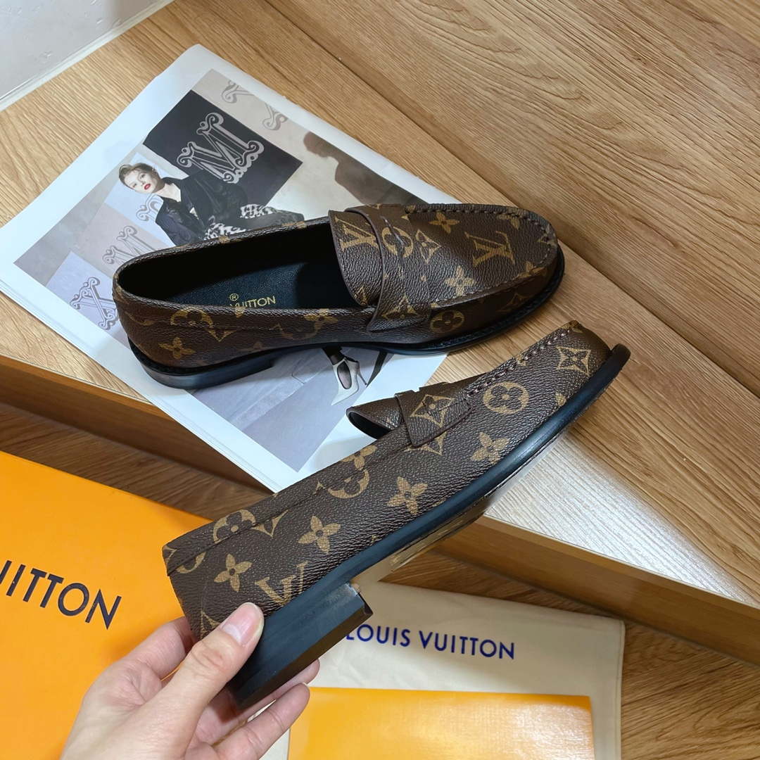 Louis Vuitton Women's Shoes 1AACXY Chess Flat Loafers 183999 - 35 - View 5