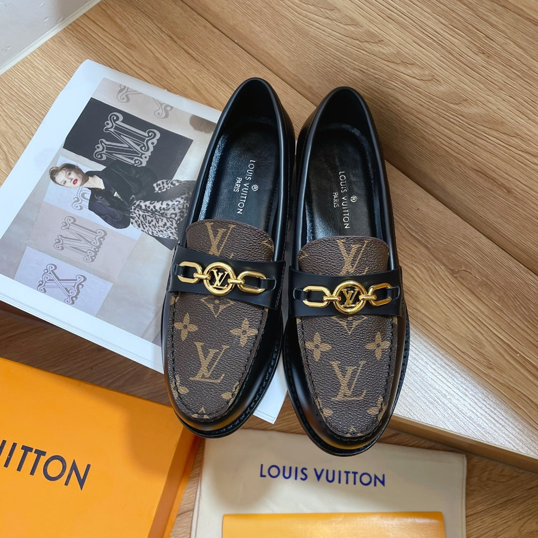Louis Vuitton - Women's Shoes 1AACXY Chess Flat Loafers 184002