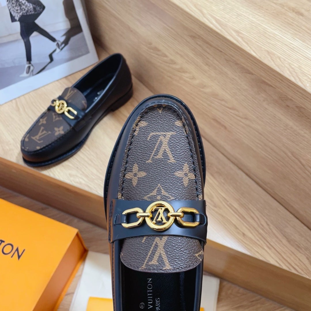 Louis Vuitton - Women's Shoes 1AACXY Chess Flat Loafers 184002