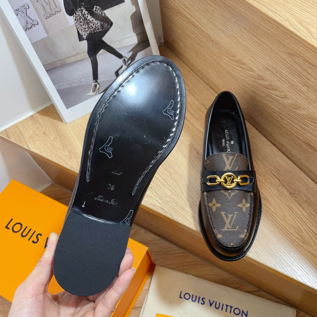 Louis Vuitton - Women's Shoes 1AACXY Chess Flat Loafers 184002