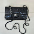 Chanel A69900 Mini Flap Bag Crocodile Embossed Calfskin 20cm Black