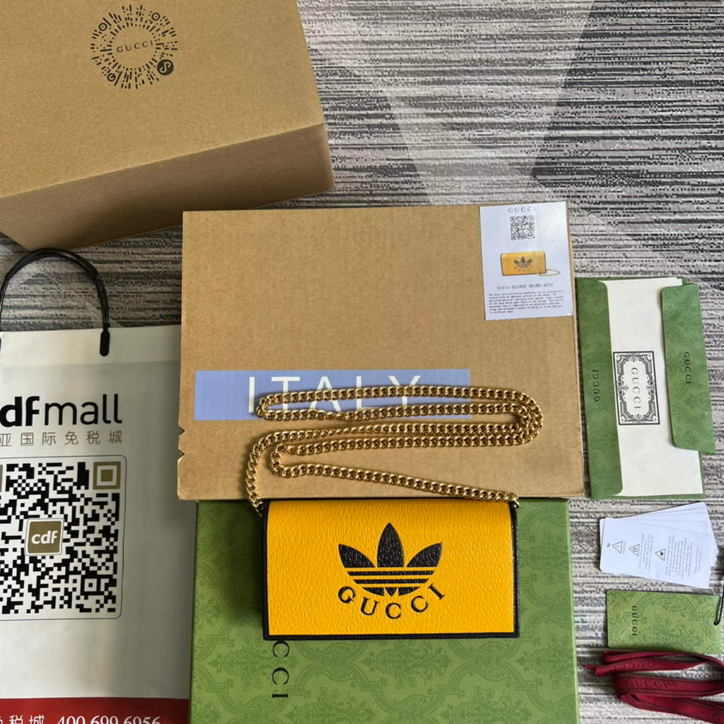 Adidas x Gucci ?621892 wallet with chain Off-black and yellow leather