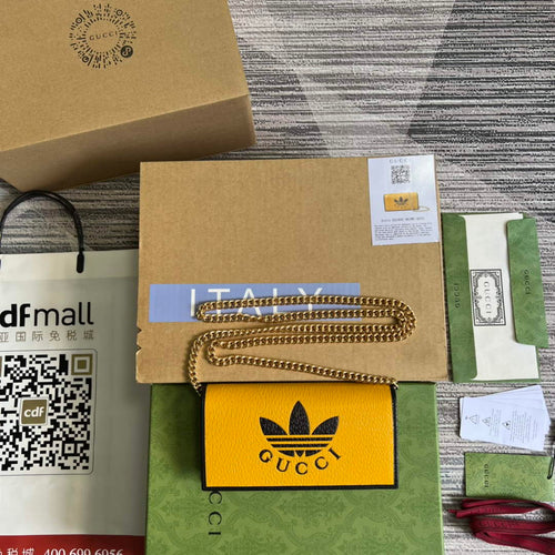 Adidas x Gucci ?621892 wallet with chain Off-black and yellow leather