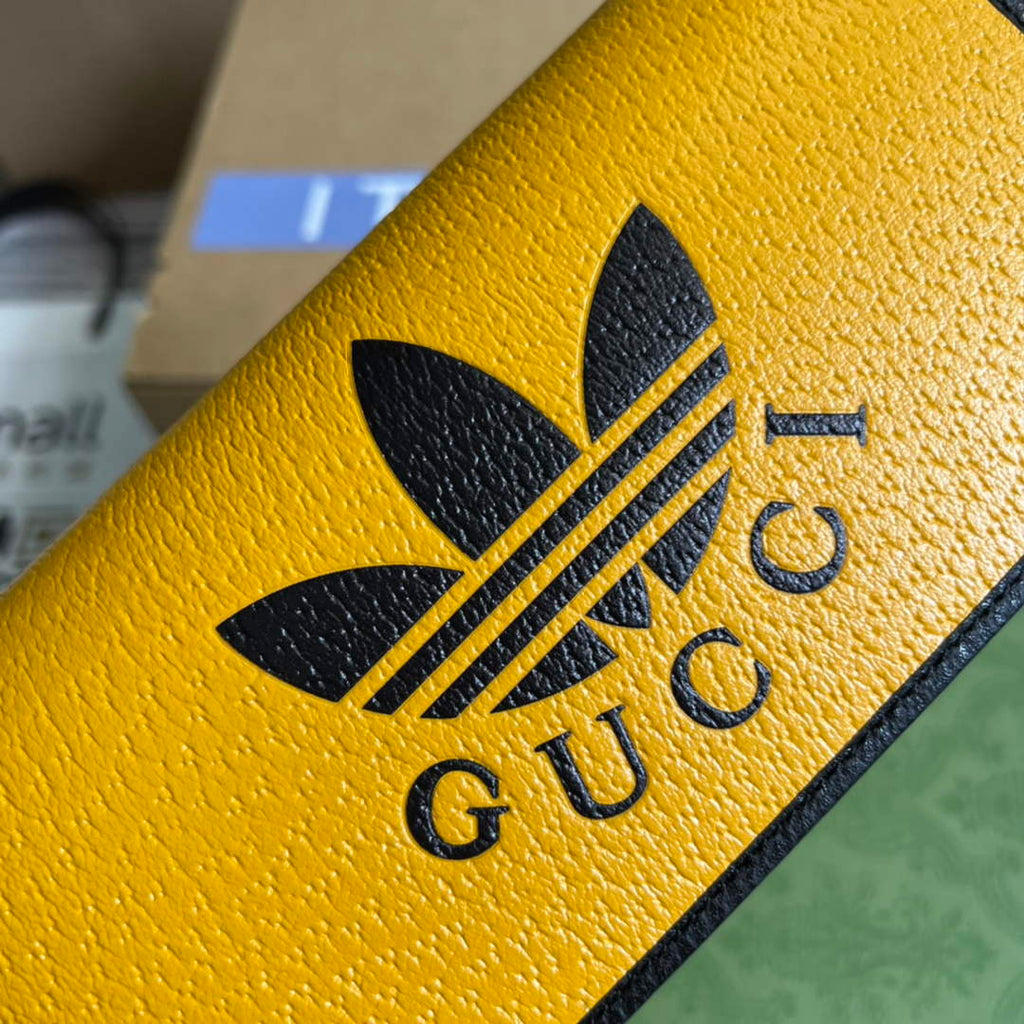 Adidas x Gucci ?621892 wallet with chain Off-black and yellow leather