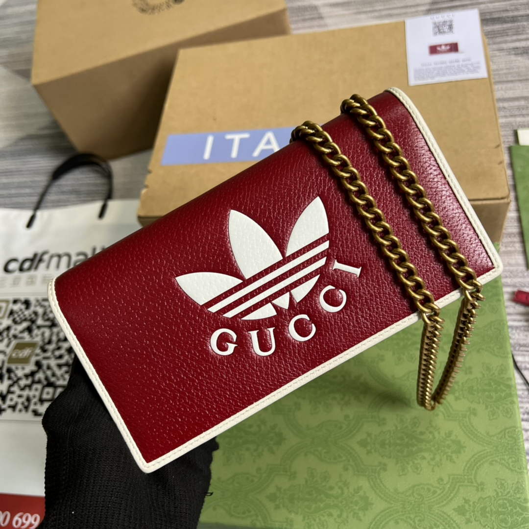Adidas x Gucci ?621892 wallet with chain Off-white and red leather