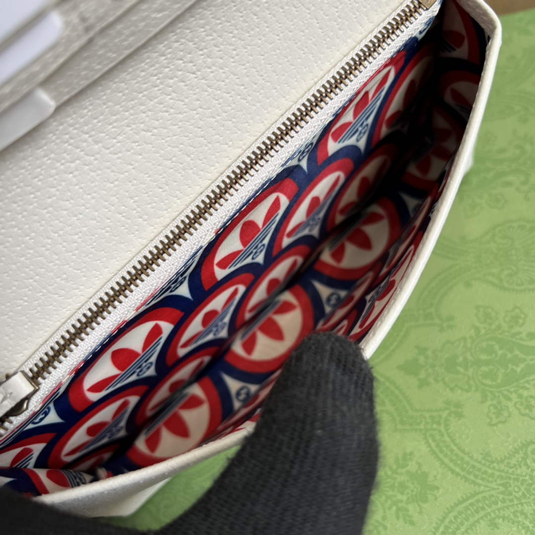 Adidas x Gucci ?621892 wallet with chain Black and white leather