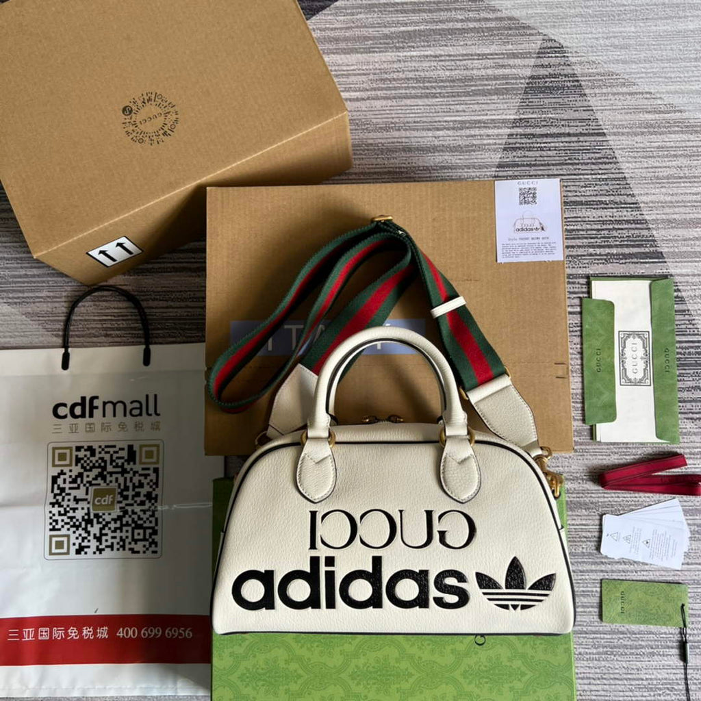 Adidas x Gucci 702397 mini duffle bag White