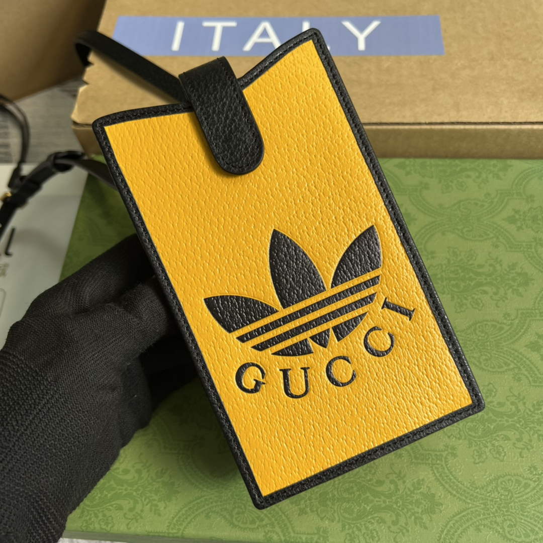 Adidas x Gucci phone case 702203 Off-black and yellow leather