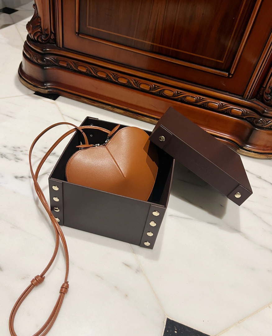 Alaia AA1P003C0Y75 LE Coeur Bag In Calfskin Brown