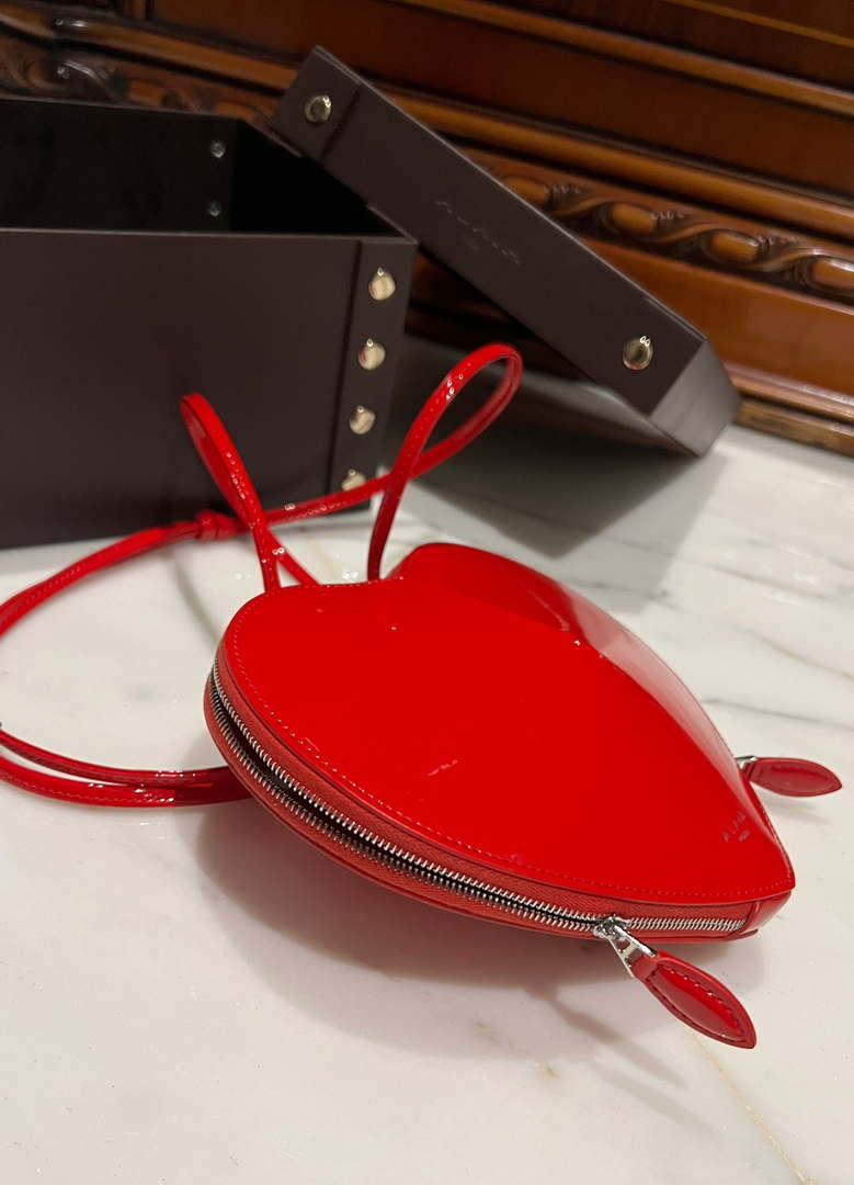 Alaia AA1P003C0Y75 LE Coeur Bag In Patent leather Red