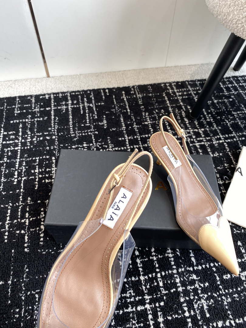 Alaia Women's AA3E057CK150 C?ur 55 PU and patent-leather slingback pumps Apricot