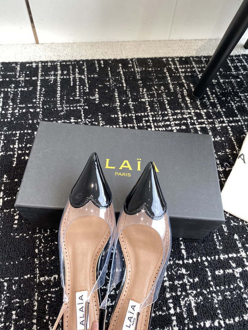 Alaia Women's AA3E057CK150 C?ur 55 PU and patent-leather slingback pumps Black