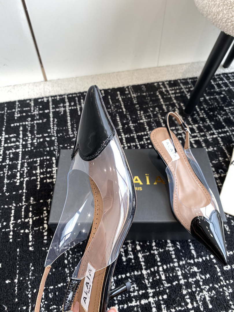 Alaia Women's AA3E057CK150 C?ur 55 PU and patent-leather slingback pumps Black