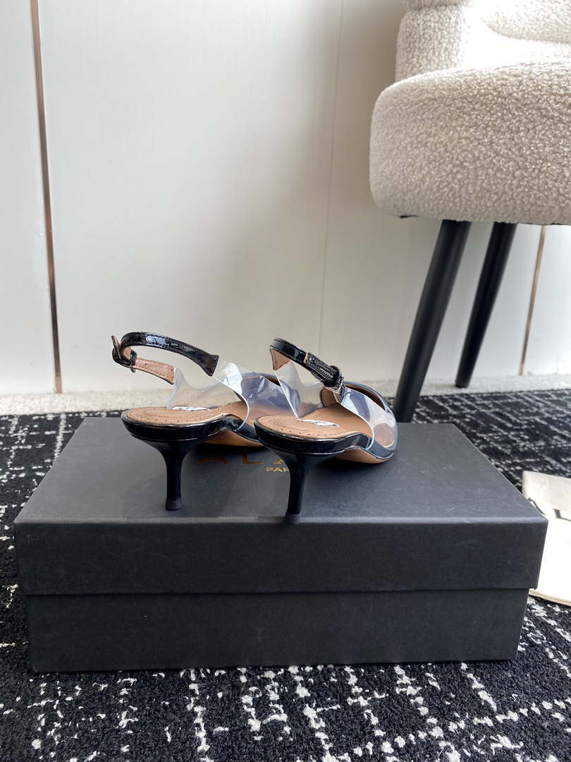 Alaia Women's AA3E057CK150 C?ur 55 PU and patent-leather slingback pumps Black
