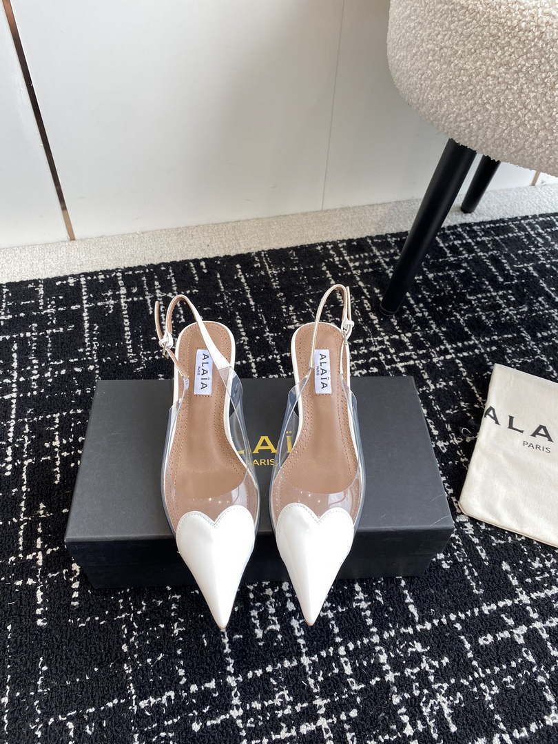 Alaia Women's AA3E057CK150 C?ur 55 PU and patent-leather slingback pumps White