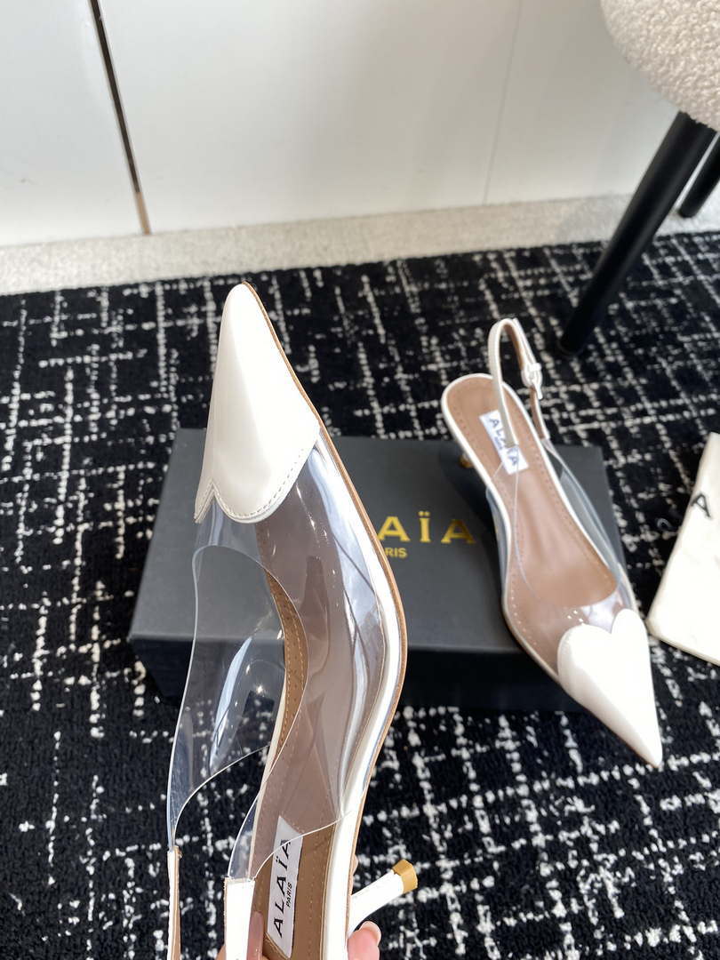 Alaia Women's AA3E057CK150 C?ur 55 PU and patent-leather slingback pumps White