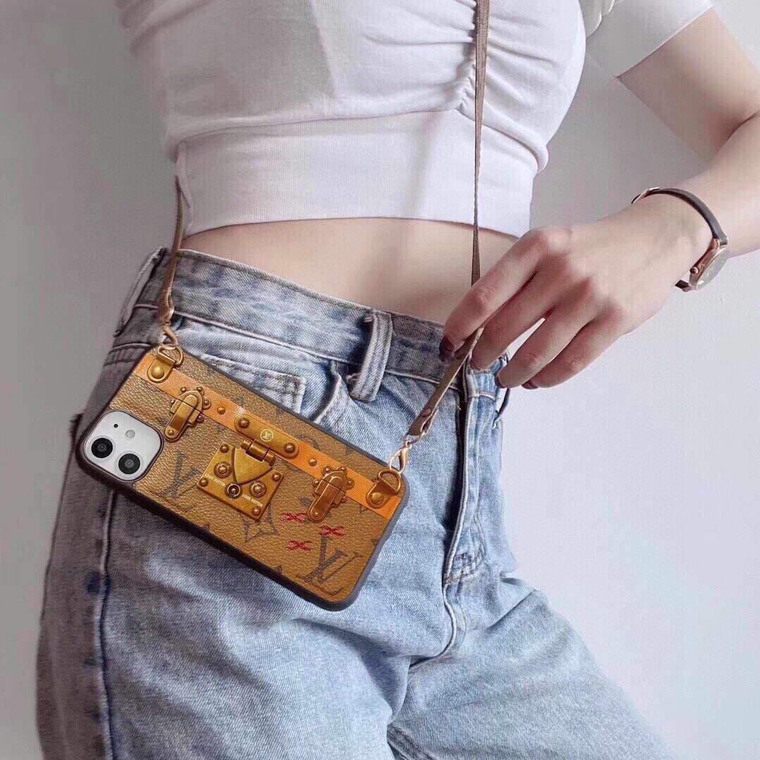 Louis Vuitton Apple Iphone Leather Premium Deluxe Phone Case Protection 10109 - luxibagsmall