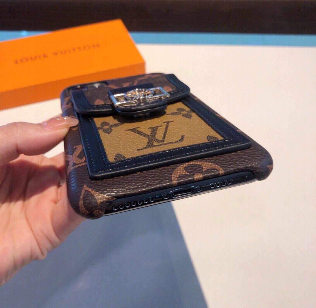 Louis Vuitton Apple Iphone Leather Premium Deluxe Phone Case Protection 10110 - luxibagsmall