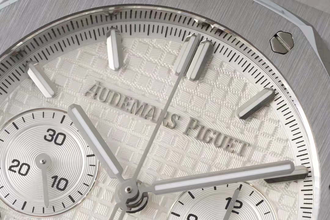 Audemars Piguet 26420IO Royal Oak Offshore Selfwinding Chronograph AP60094