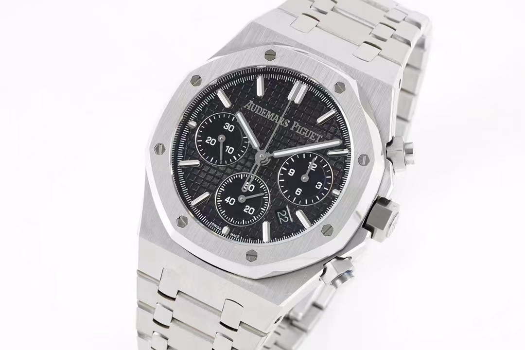 Audemars Piguet 26420IO Royal Oak Offshore Selfwinding Chronograph AP60095