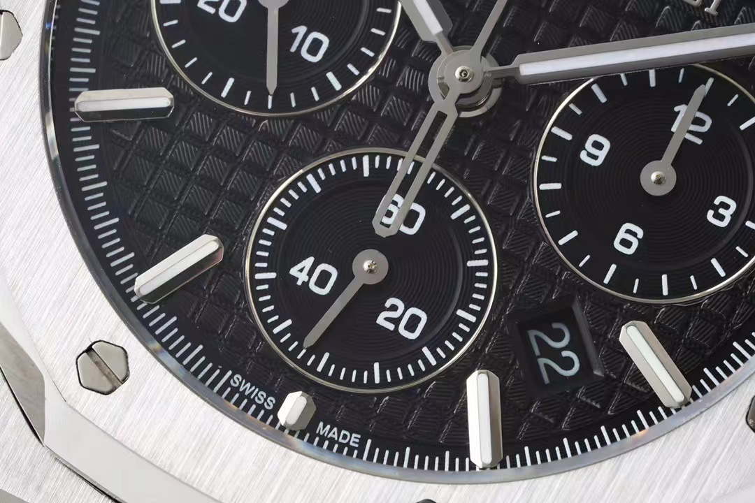 Audemars Piguet 26420IO Royal Oak Offshore Selfwinding Chronograph AP60095