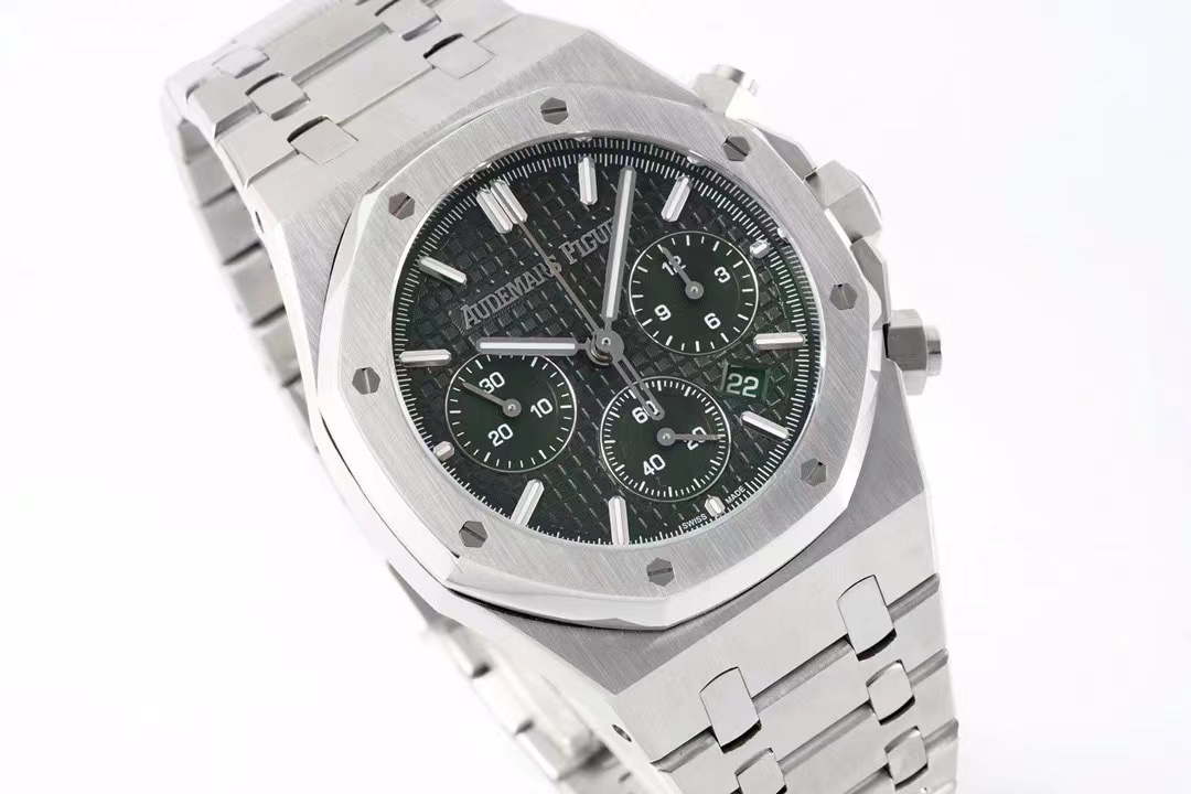 Audemars Piguet 26420IO Royal Oak Offshore Selfwinding Chronograph AP60096