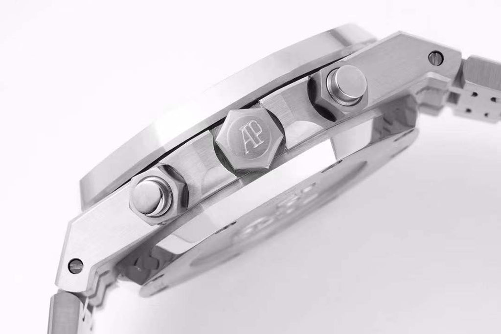 Audemars Piguet 26420IO Royal Oak Offshore Selfwinding Chronograph AP60096