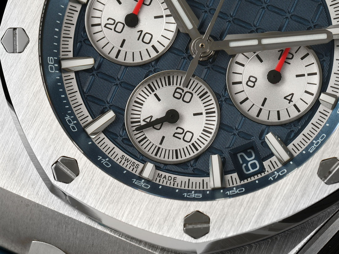 Audemars Piguet 26420TI  Royal Oak Offshore Selfwinding Chronograph AP60108