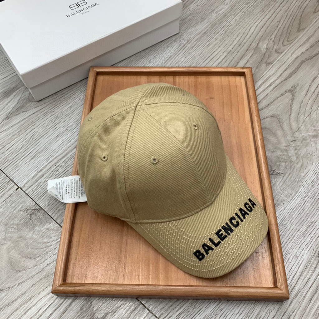 Balenciaga 529192310 Cap black white Classic Baseball Cap with Balenciaga embroidered logo B990021 - Default Title - View 1