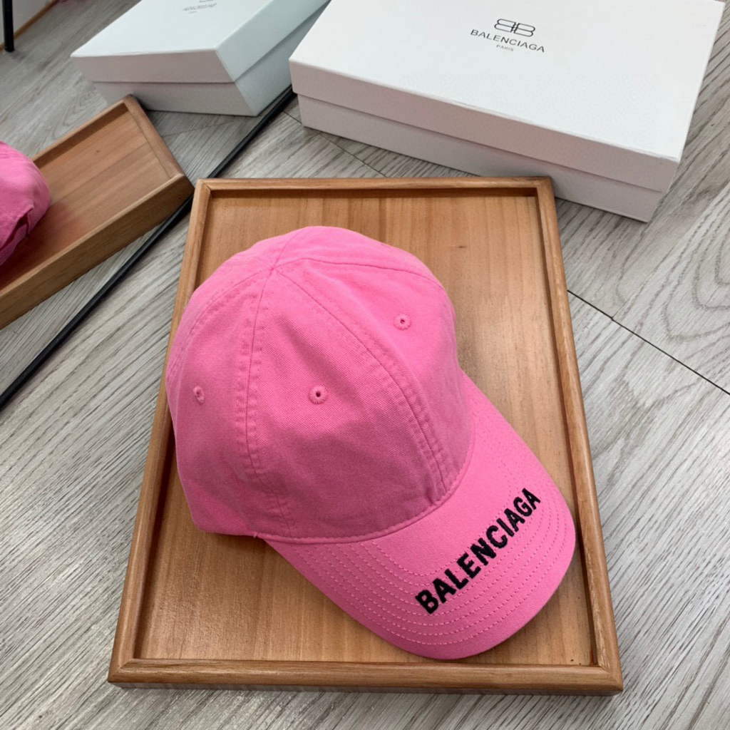 Balenciaga 529192310 Cap black white Classic Baseball Cap with Balenciaga embroidered logo B990036 - Default Title - View 1