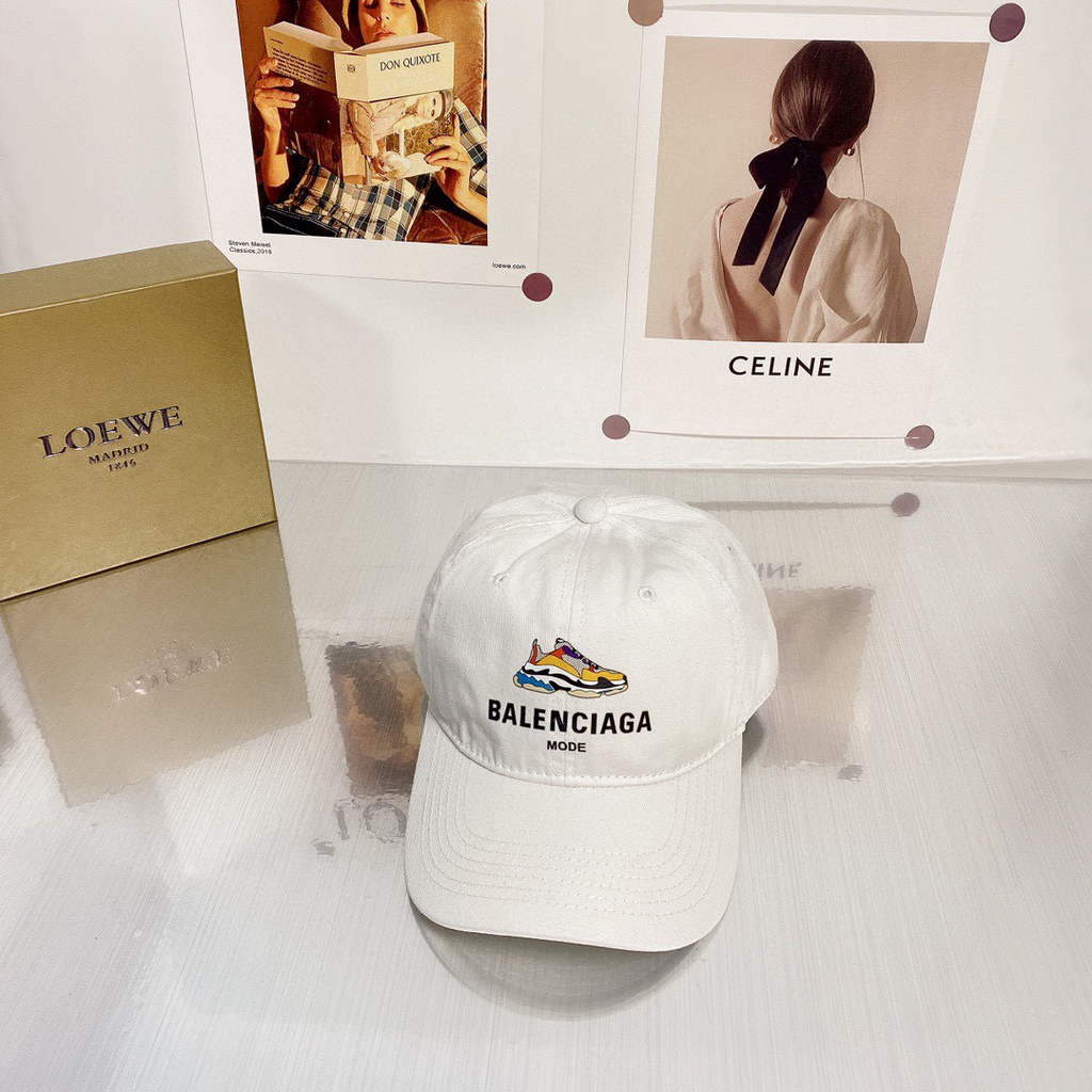 Balenciaga 529192310 Cap black white Classic Baseball Cap with Balenciaga embroidered logo B990039 - Default Title - View 1