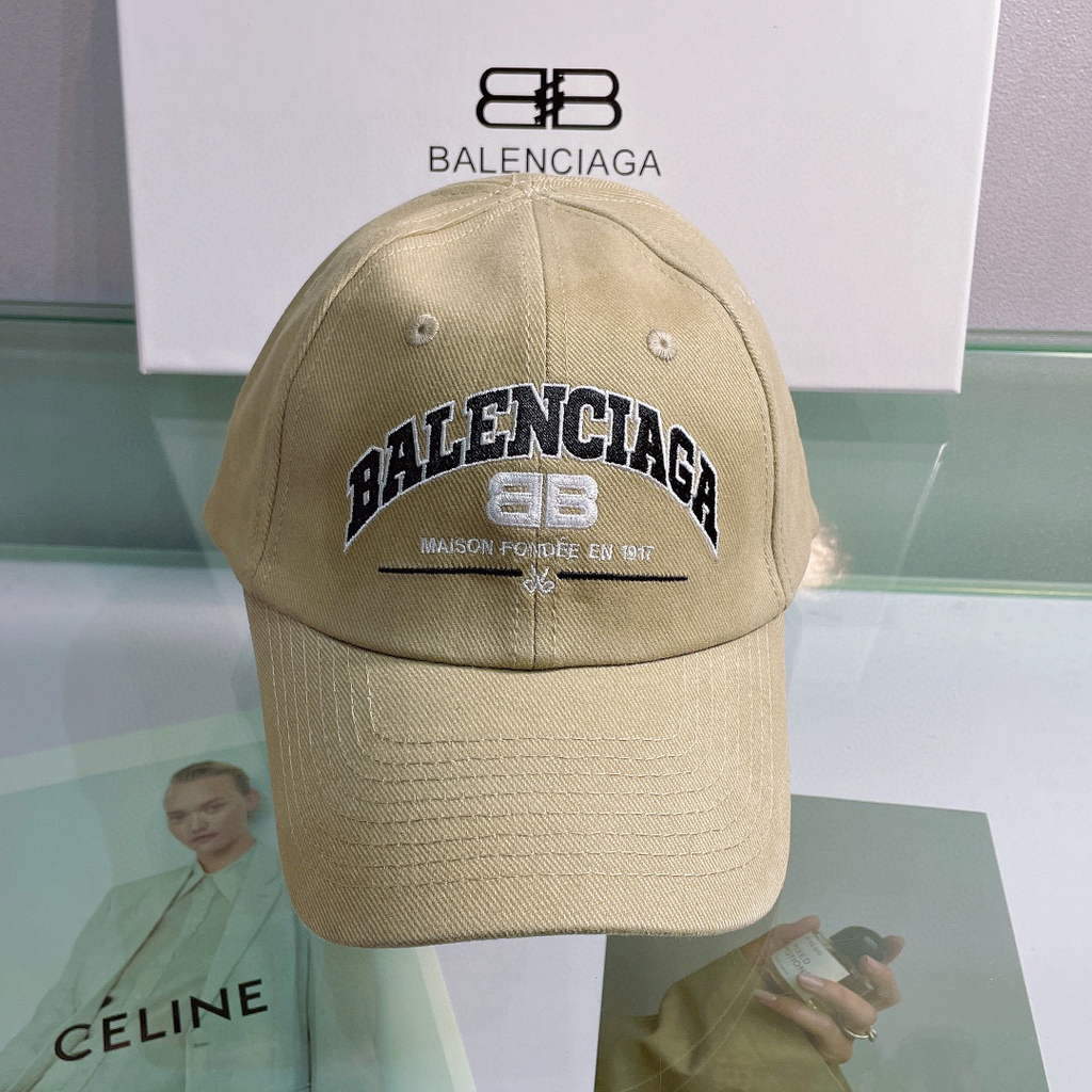 Balenciaga 529192310 Cap black white Classic Baseball Cap with Balenciaga embroidered logo B990063 - Default Title - View 1