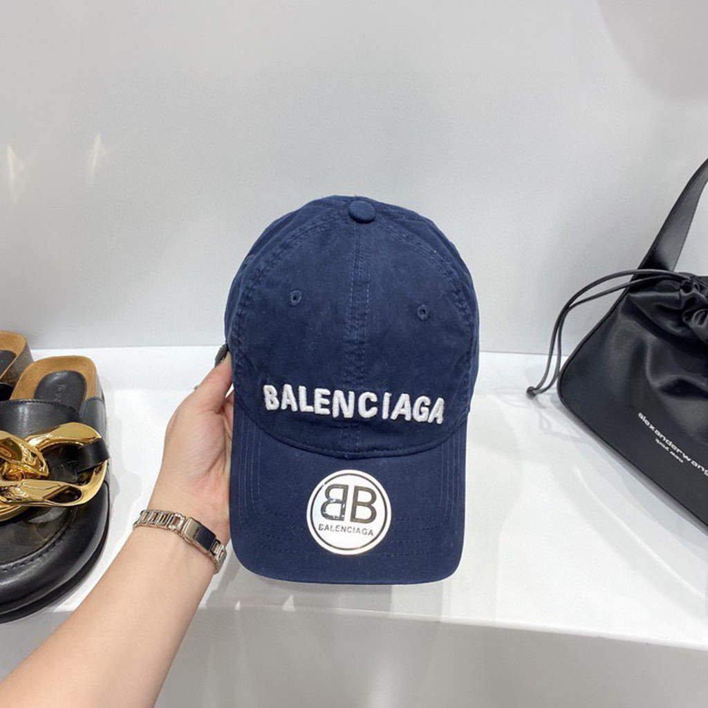 Balenciaga 529192310 Cap black white Classic Baseball Cap with Balenciaga embroidered logo B990076 - Default Title - View 1