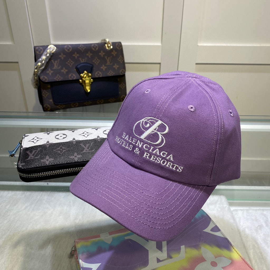 Balenciaga 529192310 Cap black white Classic Baseball Cap with Balenciaga embroidered logo B990087 - Default Title - View 1