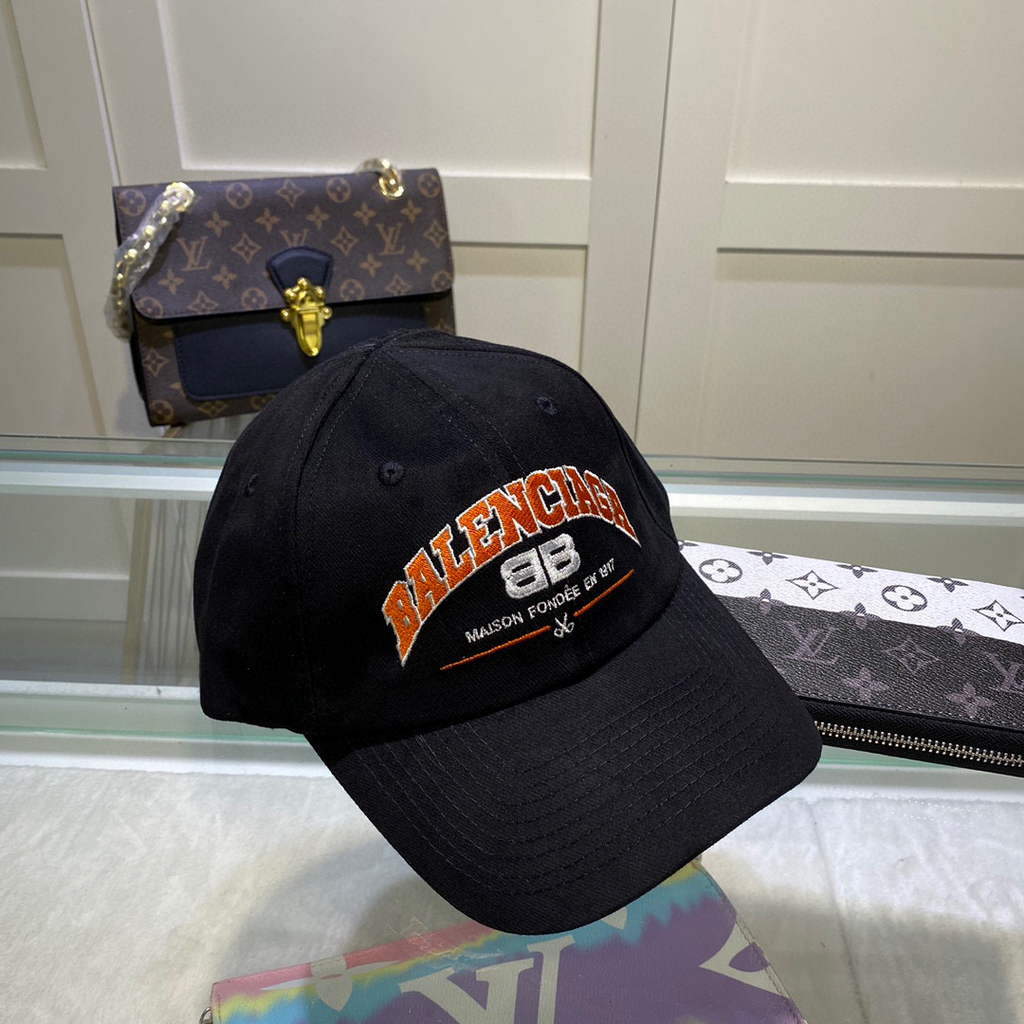 Balenciaga 529192310 Cap black white Classic Baseball Cap with Balenciaga embroidered logo B990089 - Default Title - View 1
