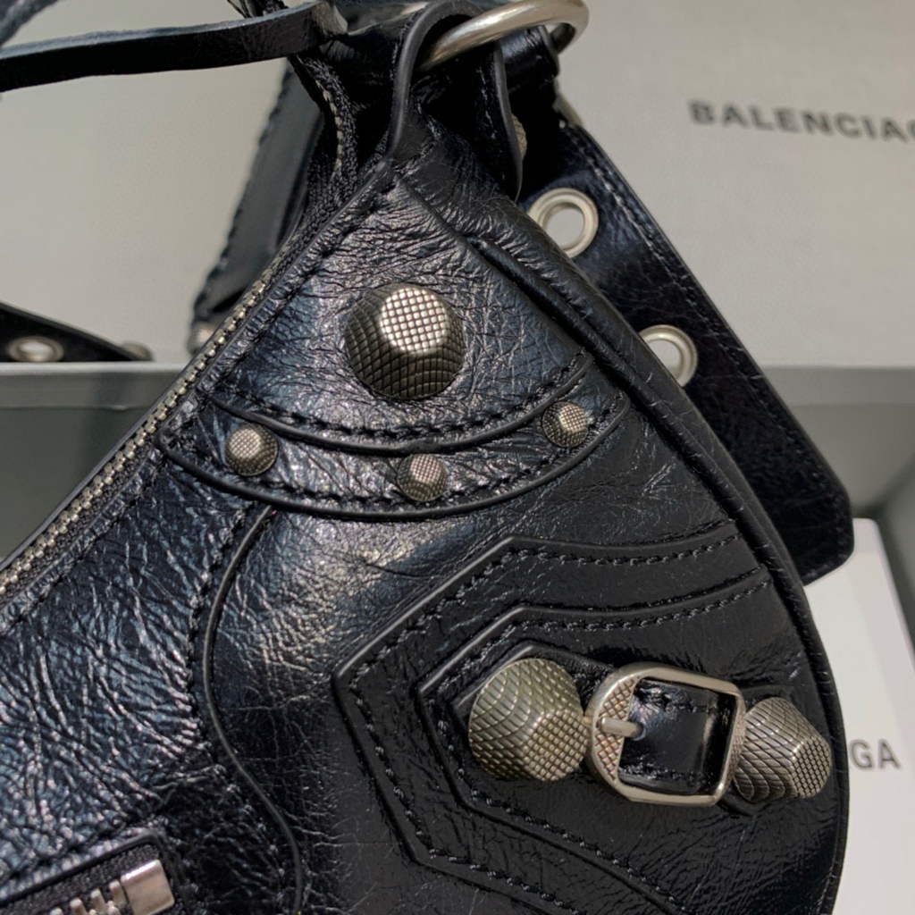 Balenciaga 67130723 Women's Le Cagole Small Shoulder Bag Arena lambskin In Black