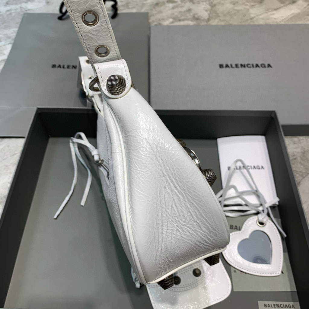 Balenciaga 67130723 Women's Le Cagole Small Shoulder Bag Arena lambskin In White