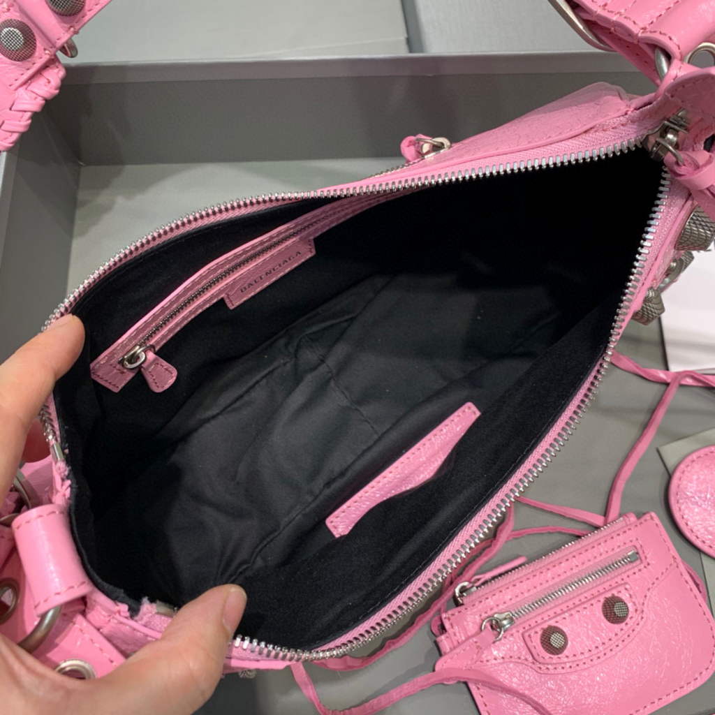 Balenciaga 67130723 Women's Le Cagole Small Shoulder Bag Arena lambskin In Pink
