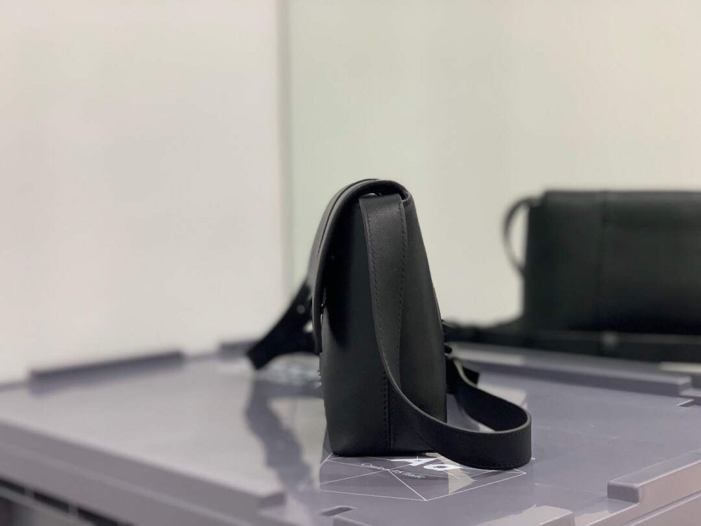 Balenciaga 671355 Women's Downtown XS Shoulder Bag Black buckle