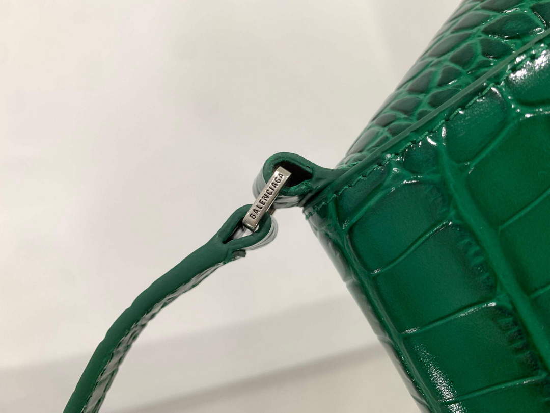 Balenciaga 695645 Women's XX Small Flap Bag Crocodile Embossed In Green