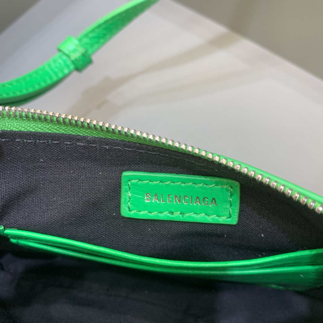 Balenciaga 6940271VG9 Le Cagole Mini Multipouch in Green Arena lambskin