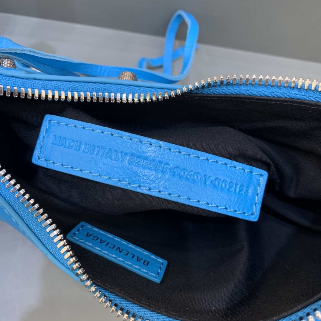 Balenciaga 700940210 Neo Cagole XS Handbag in lambskin Blue