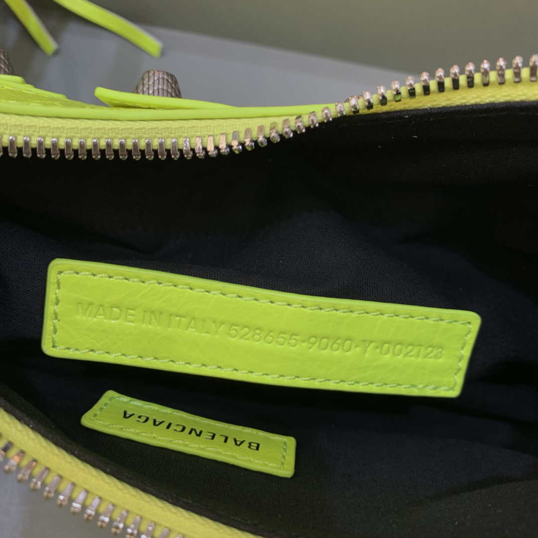 Balenciaga 700940210 Neo Cagole XS Handbag in Lemon Yellow lambskin