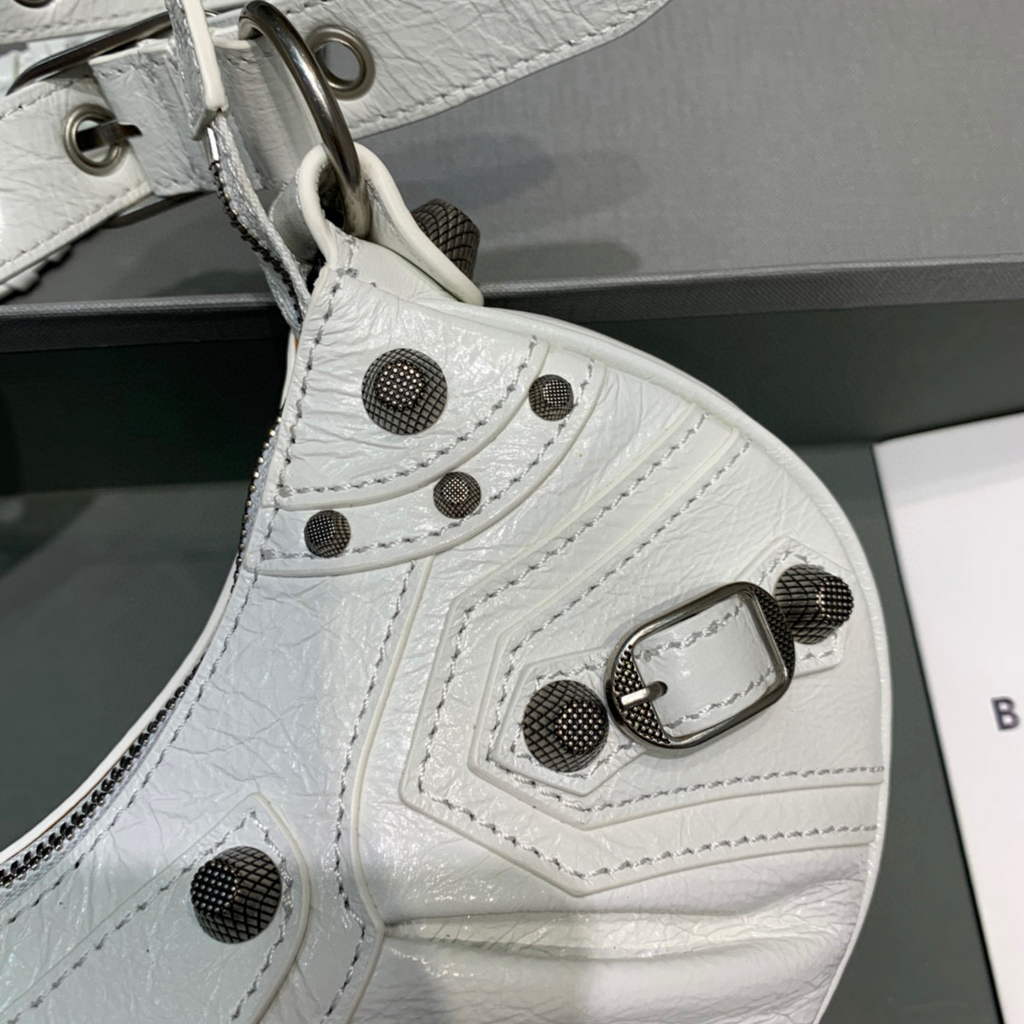 Balenciaga 700940210 Women's Neo Cagole XS Handbag in White Arena lambskin
