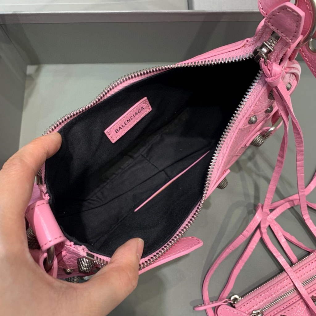 Balenciaga 700940210 Women's Neo Cagole XS Handbag in Pink Arena lambskin
