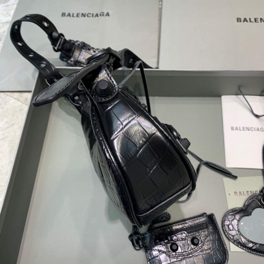 Balenciaga 700940210 Women's Neo Cagole XS Handbag in Black Crocodile lambskin